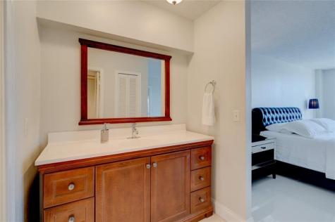 2000 S Ocean Boulevard Lauderdale By The Sea FL 33062