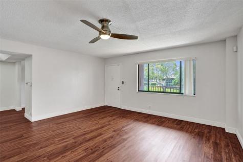 7432 Ashmont Circle Tamarac FL 33321