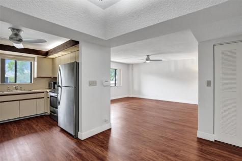 7432 Ashmont Circle Tamarac FL 33321