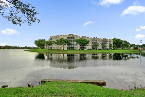 7432 Ashmont Circle Tamarac FL 33321