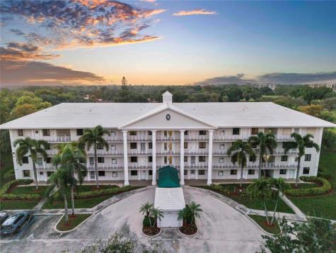 6181 Balboa Circle Boca Raton FL 33433