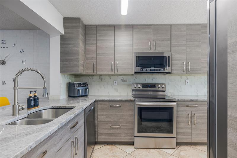 4734 Lucerne Lakes Boulevard Lake Worth FL 33467