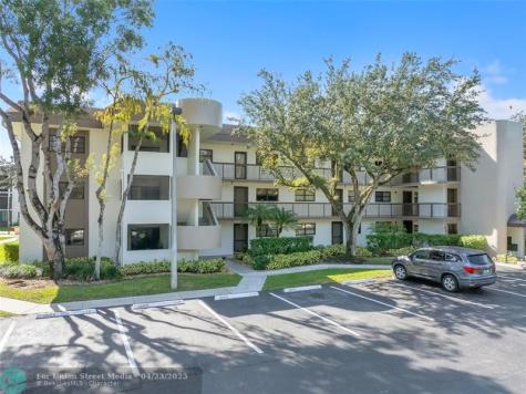 7653 NW 79th Avenue Tamarac FL 33321