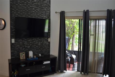 3539 Inverrary Boulevard W Lauderhill FL 33319