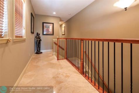 1400 NE 24 Street Wilton Manors FL 33305 1314