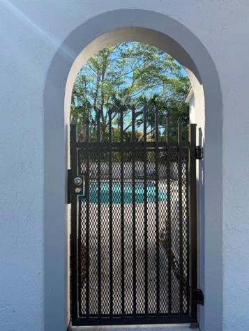 9520 SW 1st Place Coral Springs FL 33071