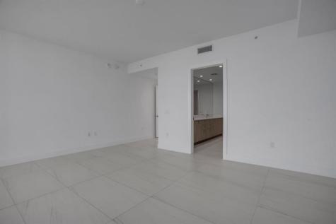 151 N Seabreeze Blv Fort Lauderdale FL 33304