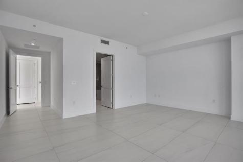 151 N Seabreeze Blv Fort Lauderdale FL 33304