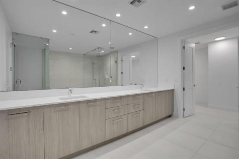 151 N Seabreeze Blv Fort Lauderdale FL 33304