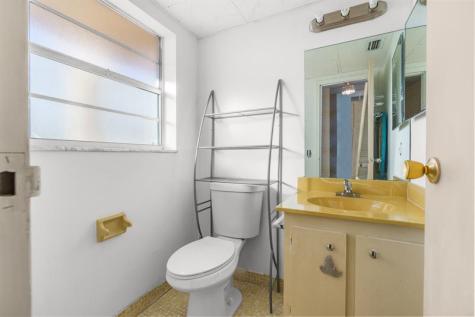 1010 Country Club Drive Margate FL 33063