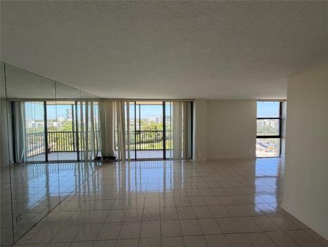 20335 W Country Club Drive Aventura FL 33180