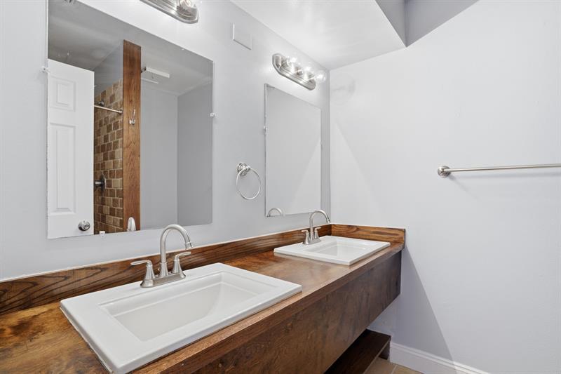 7600 Courtyard Run Boca Raton FL 33433