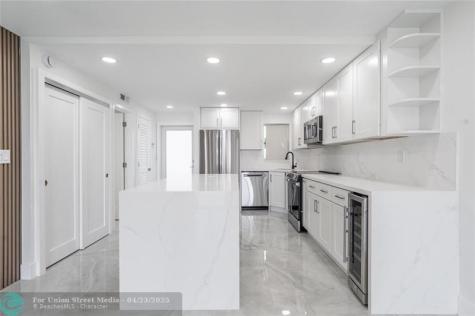 8900 Washington Boulevard Pembroke Pines FL 33025