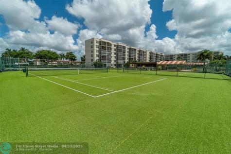 8900 Washington Boulevard Pembroke Pines FL 33025