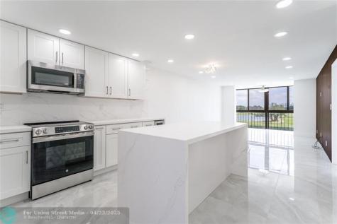 8900 Washington Boulevard Pembroke Pines FL 33025