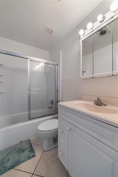 2100 NE 38th Street Lighthouse Point FL 33064