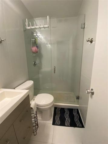 2100 NE 38th Street Lighthouse Point FL 33064