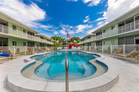 2100 NE 38th Street Lighthouse Point FL 33064