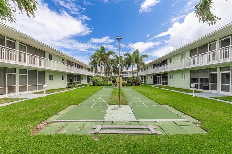 2100 NE 38th Street Lighthouse Point FL 33064