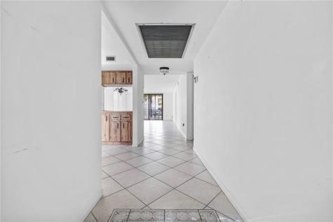 901 Colony Point Pembroke Pines FL 33026