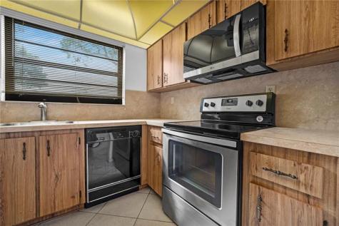 901 Colony Point Pembroke Pines FL 33026