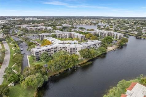 901 Colony Point Pembroke Pines FL 33026