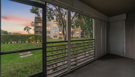 901 Colony Point Pembroke Pines FL 33026