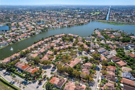 4958 SW 135th Terrace Miramar FL 33027
