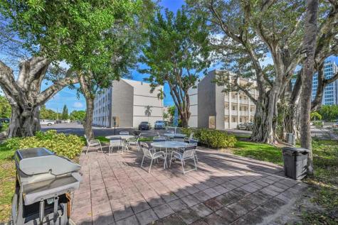 1541 S Ocean Boulevard Pompano Beach FL 33062