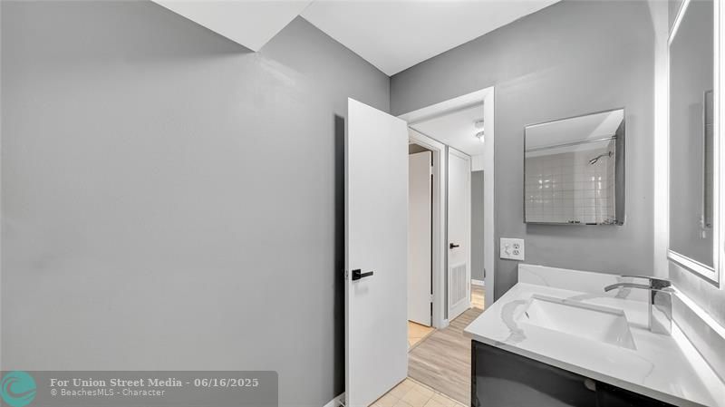 10433 Sunrise Lakes Boulevard Sunrise FL 33322