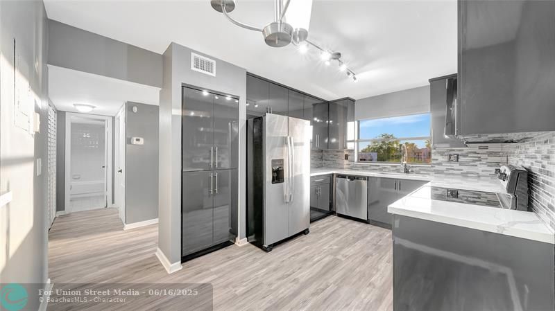 10433 Sunrise Lakes Boulevard Sunrise FL 33322