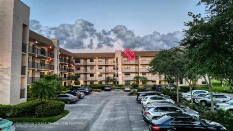 10433 Sunrise Lakes Boulevard Sunrise FL 33322