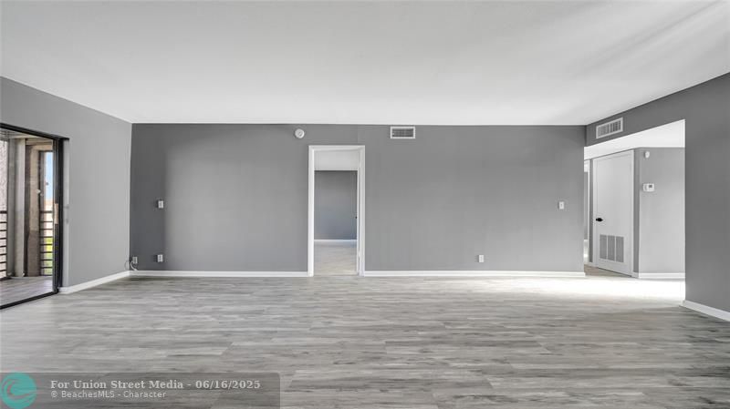 10433 Sunrise Lakes Boulevard Sunrise FL 33322