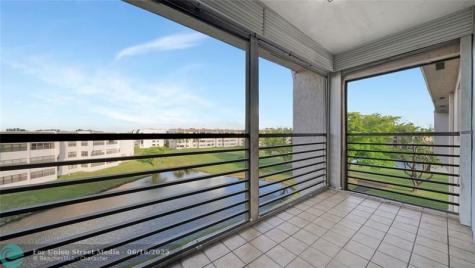 10433 Sunrise Lakes Boulevard Sunrise FL 33322