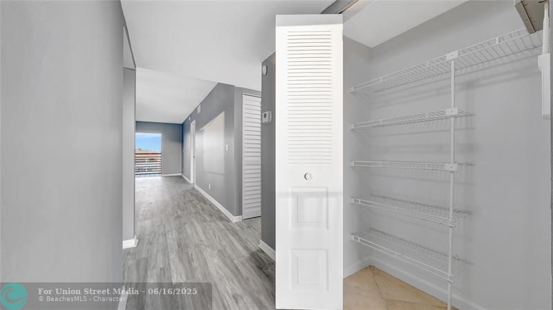 10433 Sunrise Lakes Boulevard Sunrise FL 33322