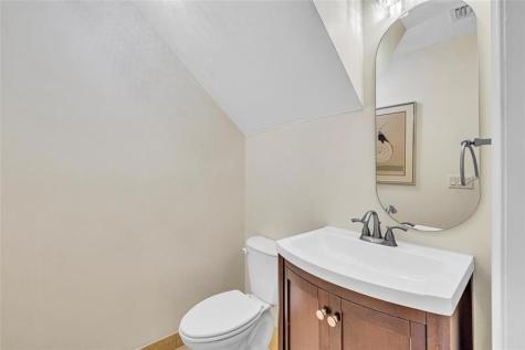 913 NE 17th Way Fort Lauderdale FL 33304