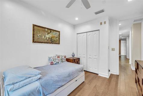 913 NE 17th Way Fort Lauderdale FL 33304