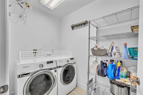 913 NE 17th Way Fort Lauderdale FL 33304