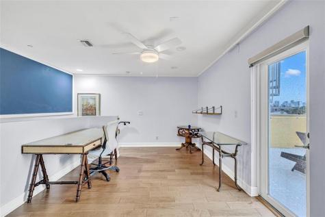 913 NE 17th Way Fort Lauderdale FL 33304