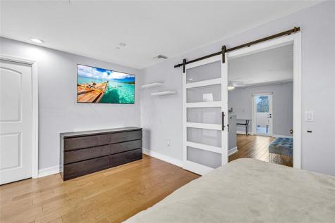 913 NE 17th Way Fort Lauderdale FL 33304