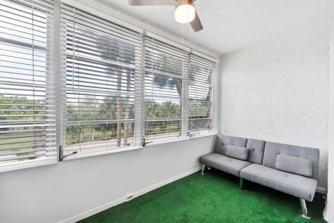 2840 Somerset Drive Lauderdale Lakes FL 33311