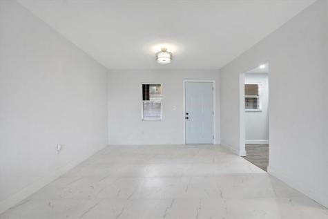 2840 Somerset Drive Lauderdale Lakes FL 33311