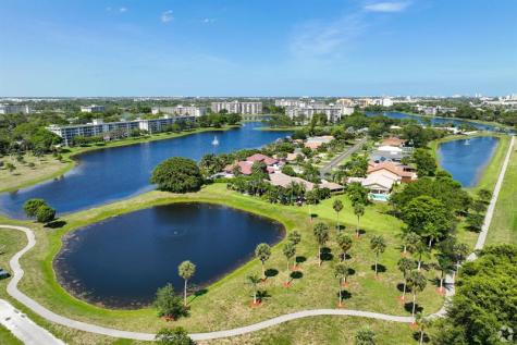 2901 S Palm Aire Drive Pompano Beach FL 33069