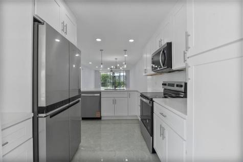 2901 S Palm Aire Drive Pompano Beach FL 33069
