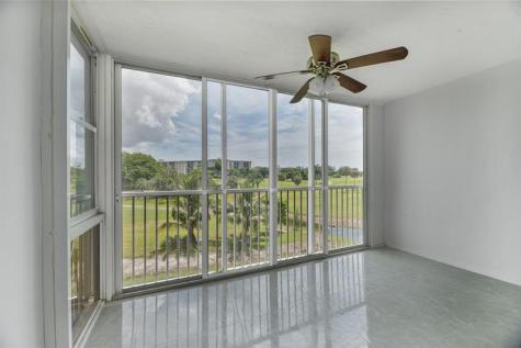 2901 S Palm Aire Drive Pompano Beach FL 33069