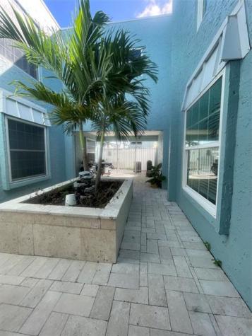 2708 NE 14th Street Causeway Pompano Beach FL 33062