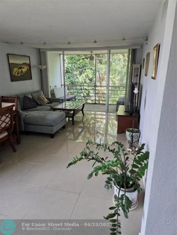 9400 Live Oak Place Davie FL 33324