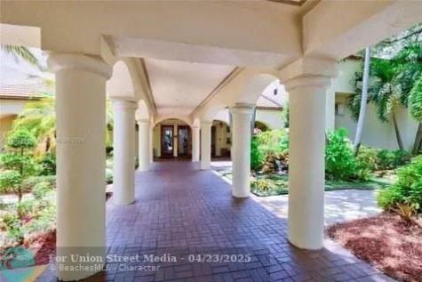 9400 Live Oak Place Davie FL 33324