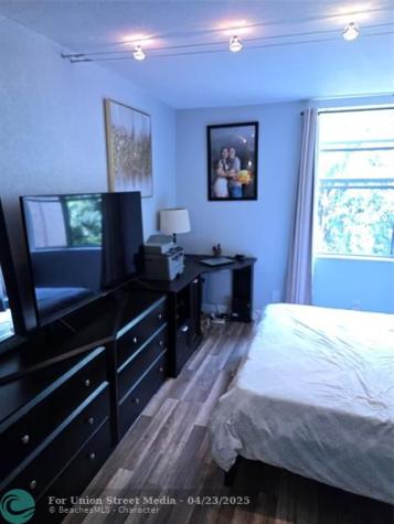 9400 Live Oak Place Davie FL 33324