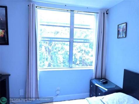 9400 Live Oak Place Davie FL 33324